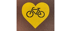 Logo Lokale fietsenmaker of zadelmakerij