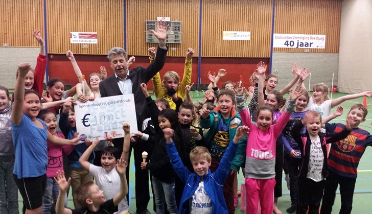 Kinderen lopen sponsorloop voor Jeugdsportfonds Doesburg afbeelding nieuwsbericht