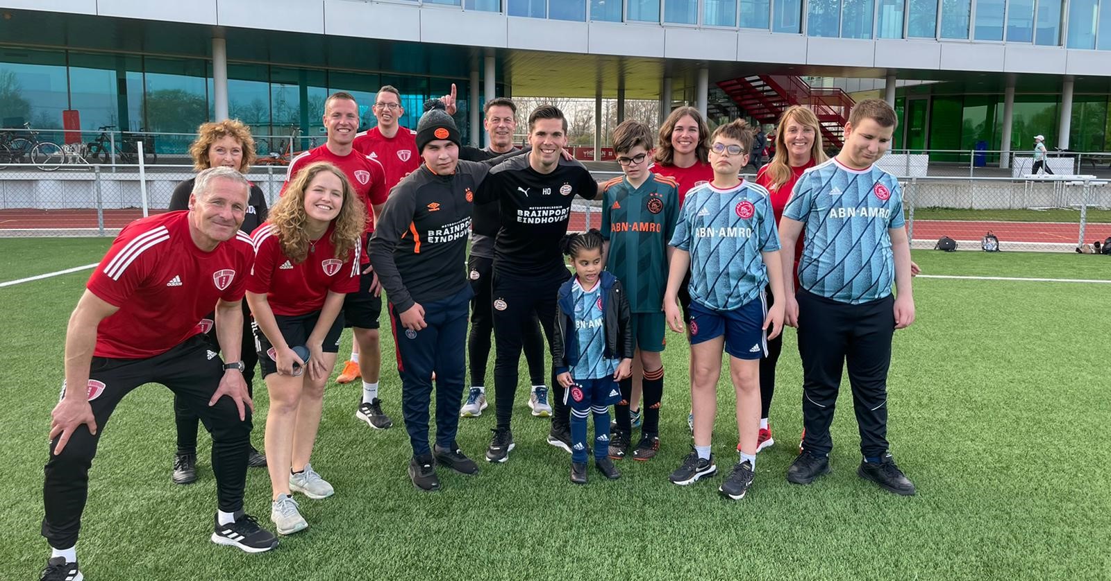 Only Friends: sportclub met een groot hart afbeelding nieuwsbericht Only Friends: sportclub met een groot hart afbeelding nieuwsbericht