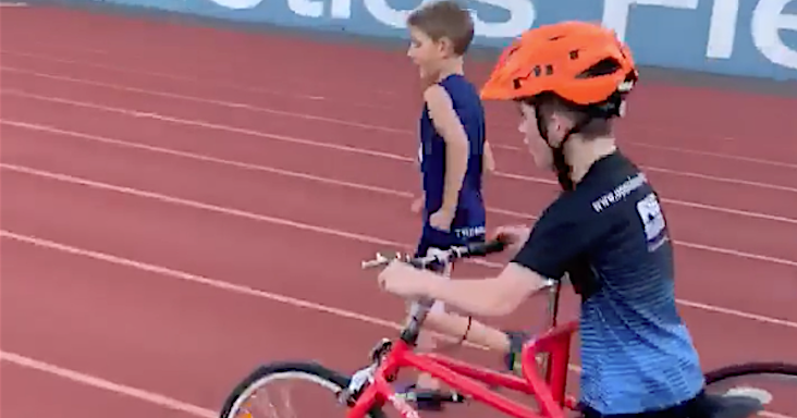 Racerunner krijgt speciale aanmoediging afbeelding nieuwsbericht Racerunner krijgt speciale aanmoediging afbeelding nieuwsbericht