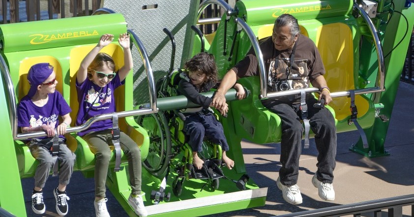 Nieuwe rolstoelattractie in Amerikaans pretpark afbeelding nieuwsbericht Nieuwe rolstoelattractie in Amerikaans pretpark afbeelding nieuwsbericht
