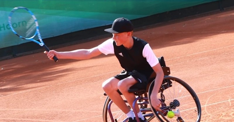 Rolstoeltennis is voor Robin een nieuw begin afbeelding nieuwsbericht Rolstoeltennis is voor Robin een nieuw begin afbeelding nieuwsbericht