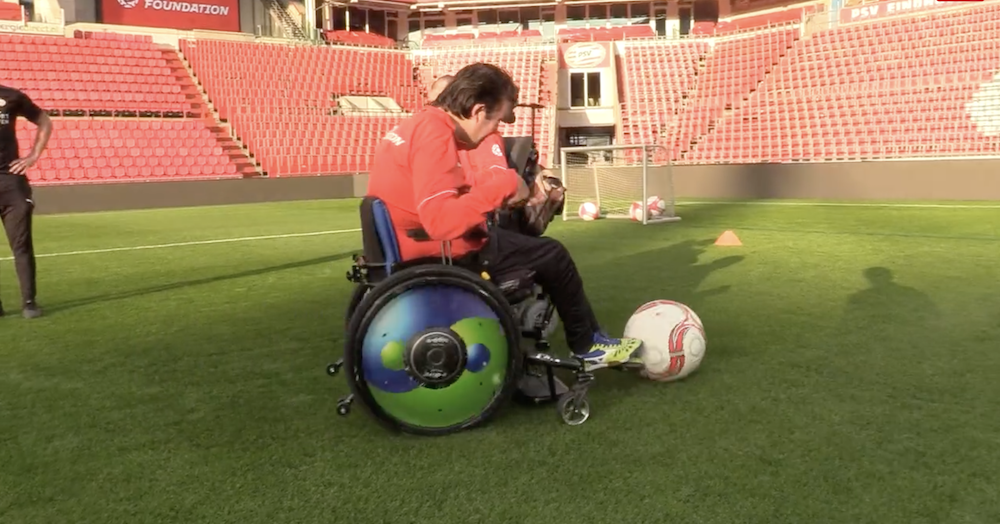 Voetballers met beperking nemen PSV-stadion over afbeelding nieuwsbericht Voetballers met beperking nemen PSV-stadion over afbeelding nieuwsbericht