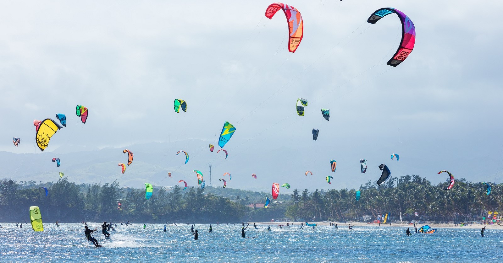 Voel de kracht van de wind op het water met kitesurfen! afbeelding nieuwsbericht Voel de kracht van de wind op het water met kitesurfen! afbeelding nieuwsbericht