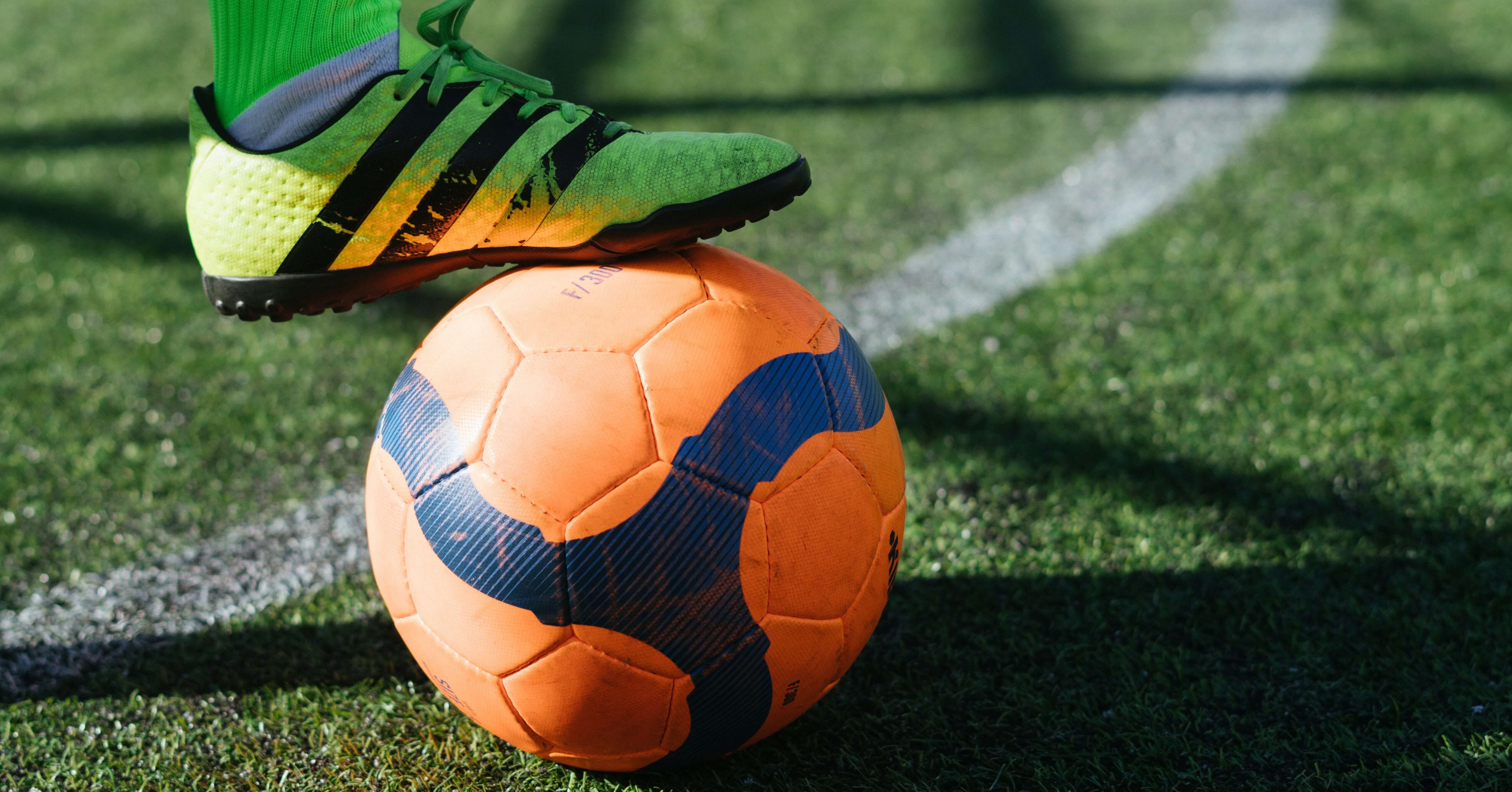 Altijd al een willen voetballen? Kom dan naar onze clinic! afbeelding nieuwsbericht Altijd al een willen voetballen? Kom dan naar onze clinic! afbeelding nieuwsbericht