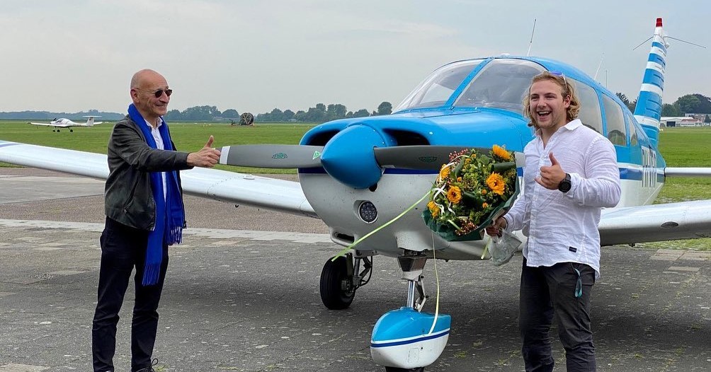 Chris Vos haalt vlieglicentie met één been afbeelding nieuwsbericht Chris Vos haalt vlieglicentie met één been afbeelding nieuwsbericht