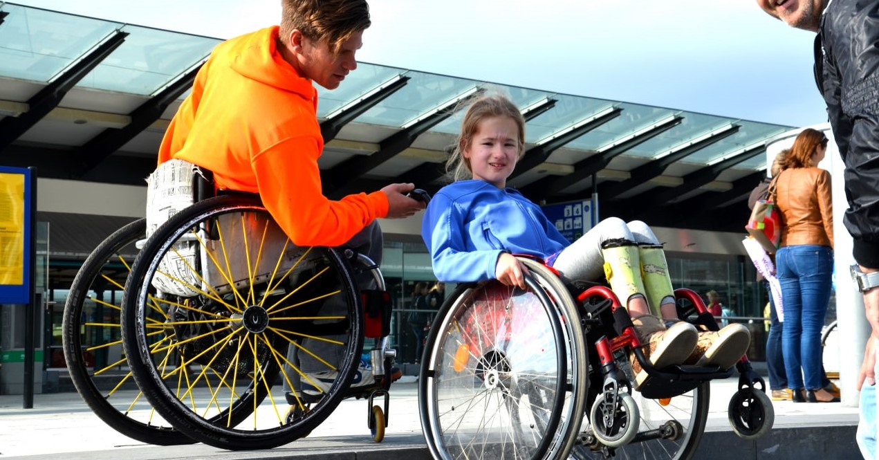 Rolstoelvaardigheidstrainingen als opstap naar sporten en bewegen afbeelding nieuwsbericht Rolstoelvaardigheidstrainingen als opstap naar sporten en bewegen afbeelding nieuwsbericht