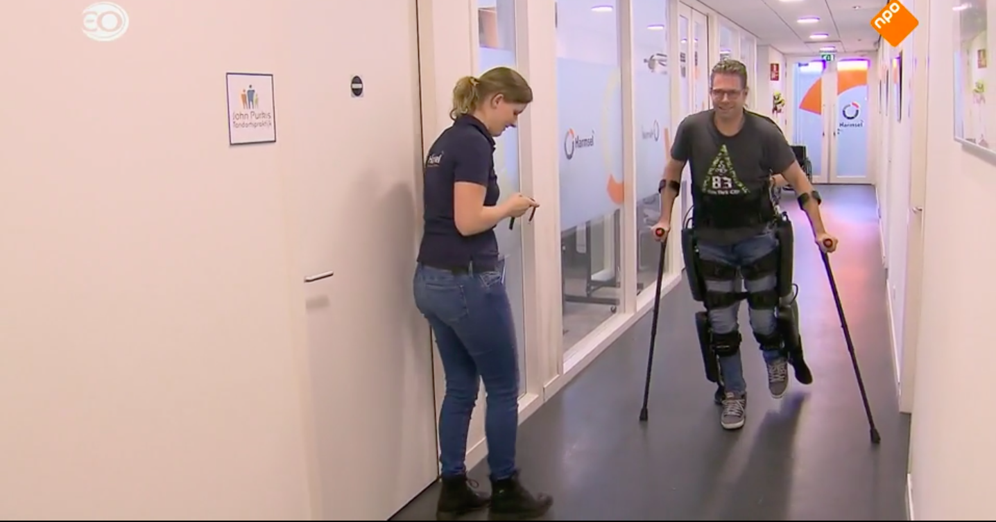 Evert maakt eerste stappen met exoskelet afbeelding nieuwsbericht Evert maakt eerste stappen met exoskelet afbeelding nieuwsbericht