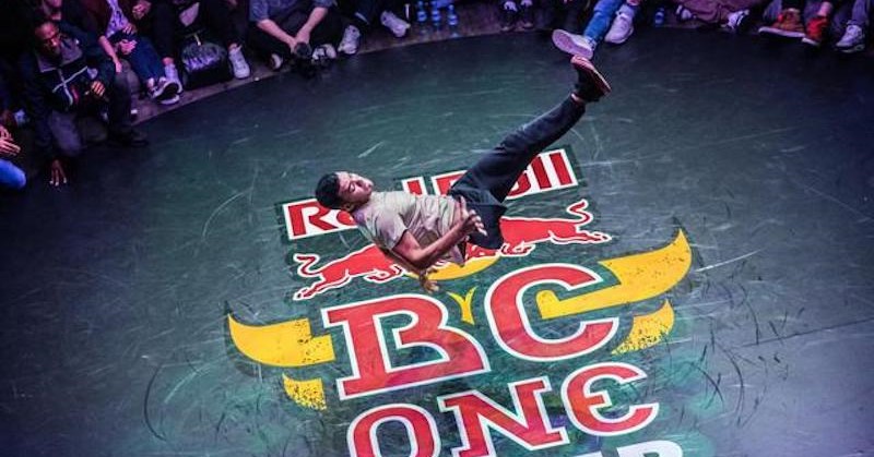 Stoer: breakdancer Samuka heeft één been afbeelding nieuwsbericht Stoer: breakdancer Samuka heeft één been afbeelding nieuwsbericht