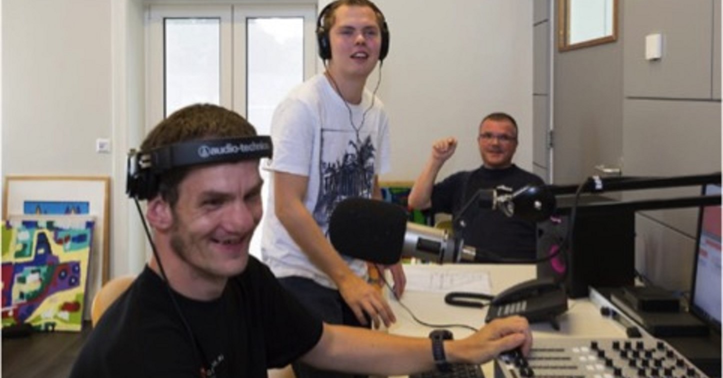 Zorginstelling Gemiva-SGV Groep lanceert eigen radiozender afbeelding nieuwsbericht Zorginstelling Gemiva-SGV Groep lanceert eigen radiozender afbeelding nieuwsbericht