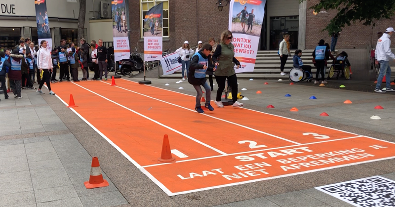 Opening tijdelijke atletiekbaan in centrum Den Bosch door Uniek Sporten Brabant afbeelding nieuwsbericht