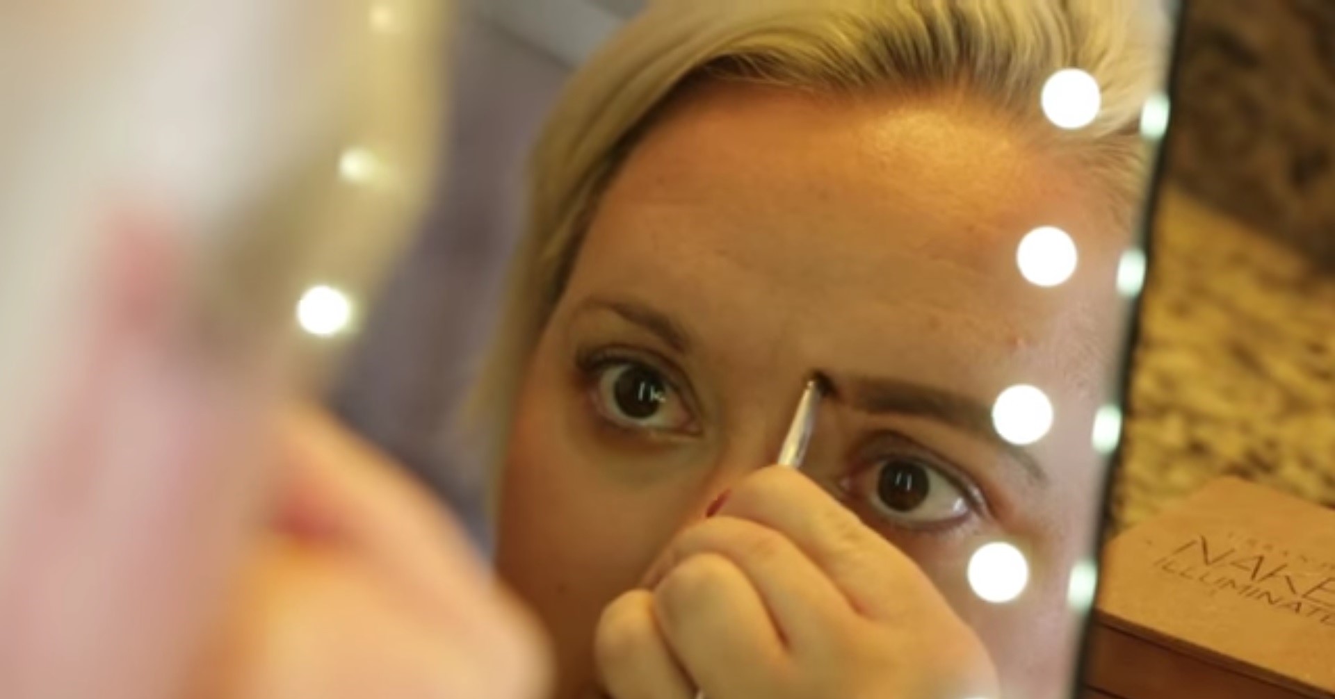 Ondanks haar spierziekte kan Marna zich subliem opmaken afbeelding nieuwsbericht Ondanks haar spierziekte kan Marna zich subliem opmaken afbeelding nieuwsbericht