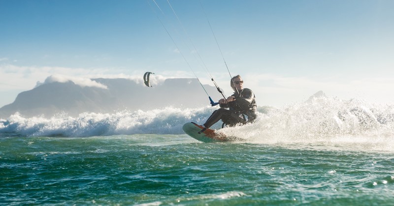 “Door kitesurfen voel ik dat ik leef” afbeelding nieuwsbericht