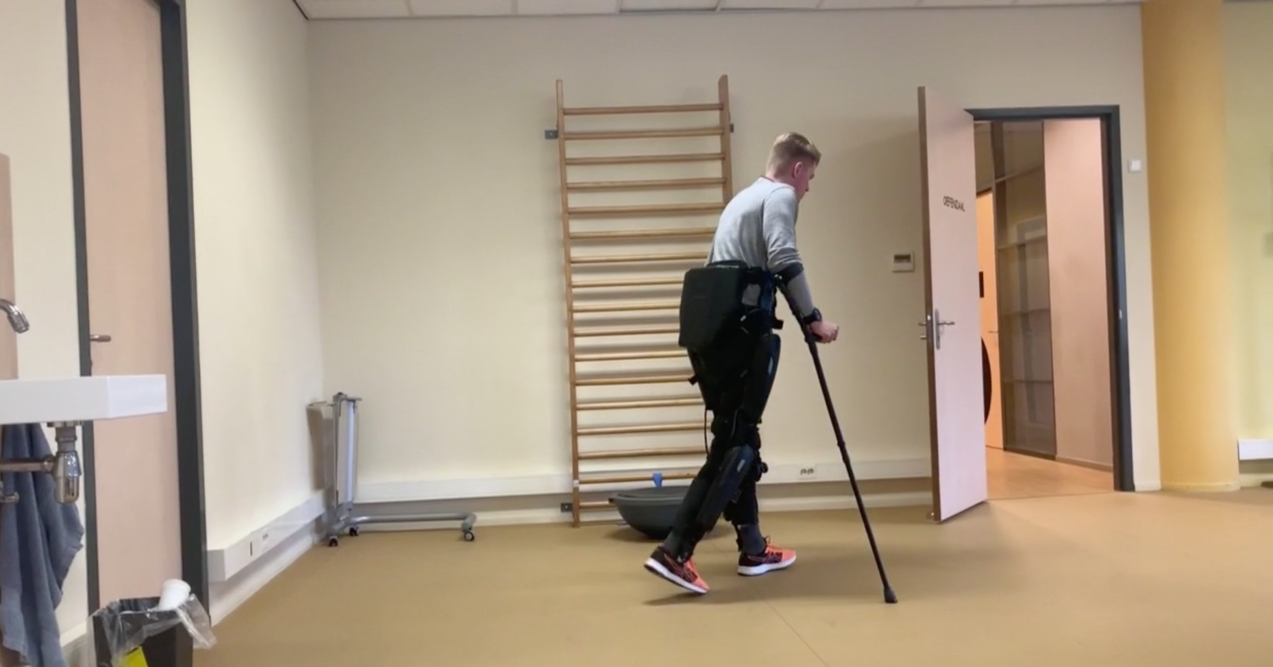 Dennie over exoskelet: ‘Droom die uitkwam’ afbeelding nieuwsbericht Dennie over exoskelet: ‘Droom die uitkwam’ afbeelding nieuwsbericht