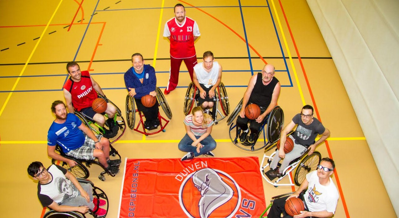 Kijk eens wat zij doen op het basketbalveld afbeelding nieuwsbericht Kijk eens wat zij doen op het basketbalveld afbeelding nieuwsbericht