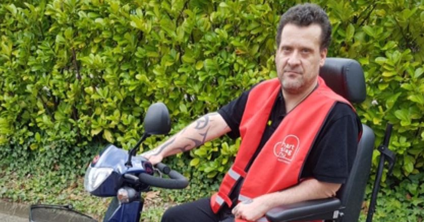 Nick redt mensenlevens vanuit zijn scootmobiel afbeelding nieuwsbericht Nick redt mensenlevens vanuit zijn scootmobiel afbeelding nieuwsbericht