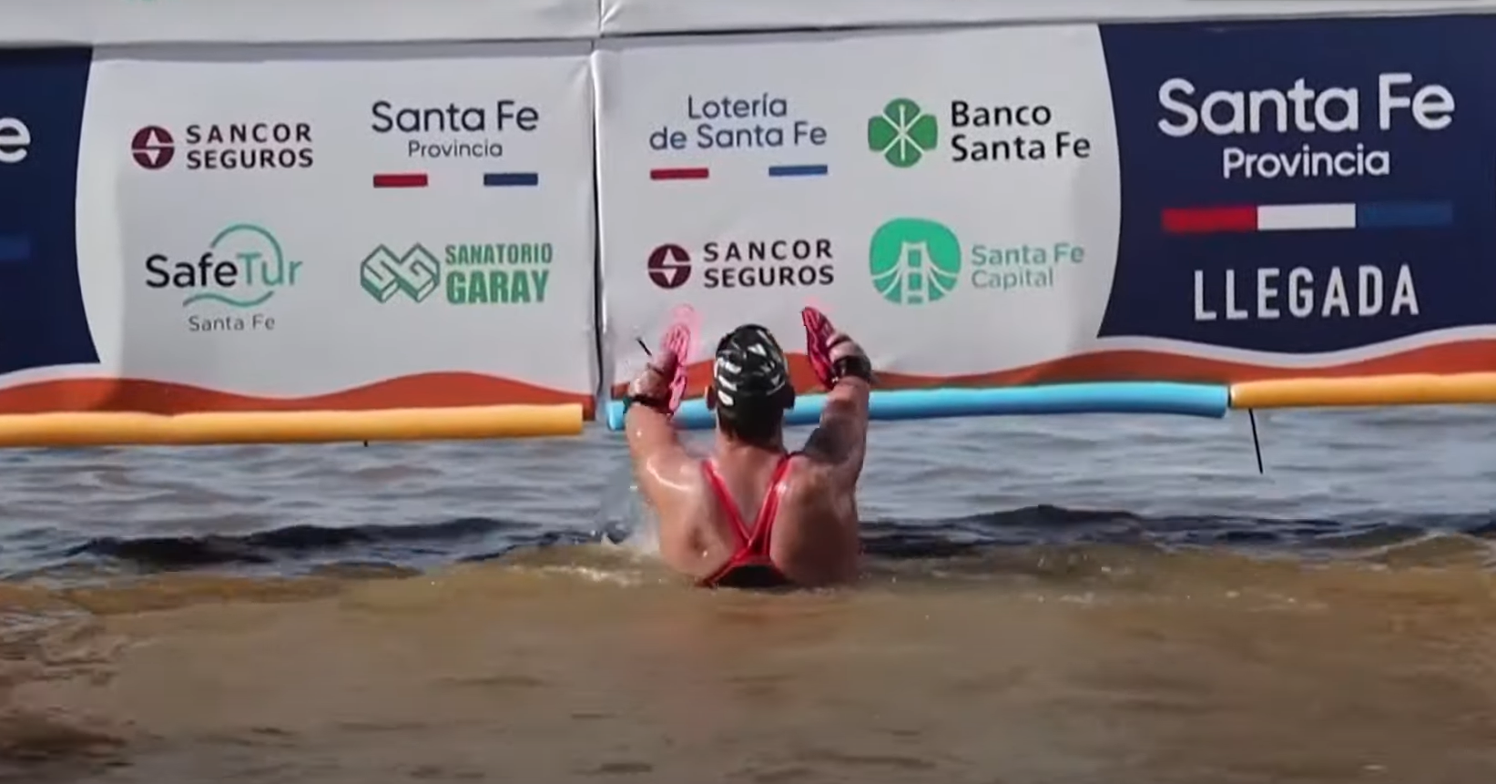 Théo zwemt zware marathon van 57 km! afbeelding nieuwsbericht Théo zwemt zware marathon van 57 km! afbeelding nieuwsbericht