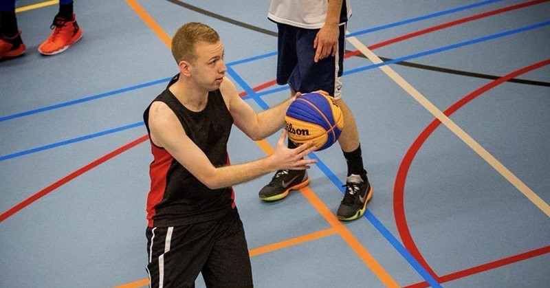 Niels Vermeule (26): "Ik ben verslaafd aan basketbal en nu wil ik meer"  afbeelding nieuwsbericht