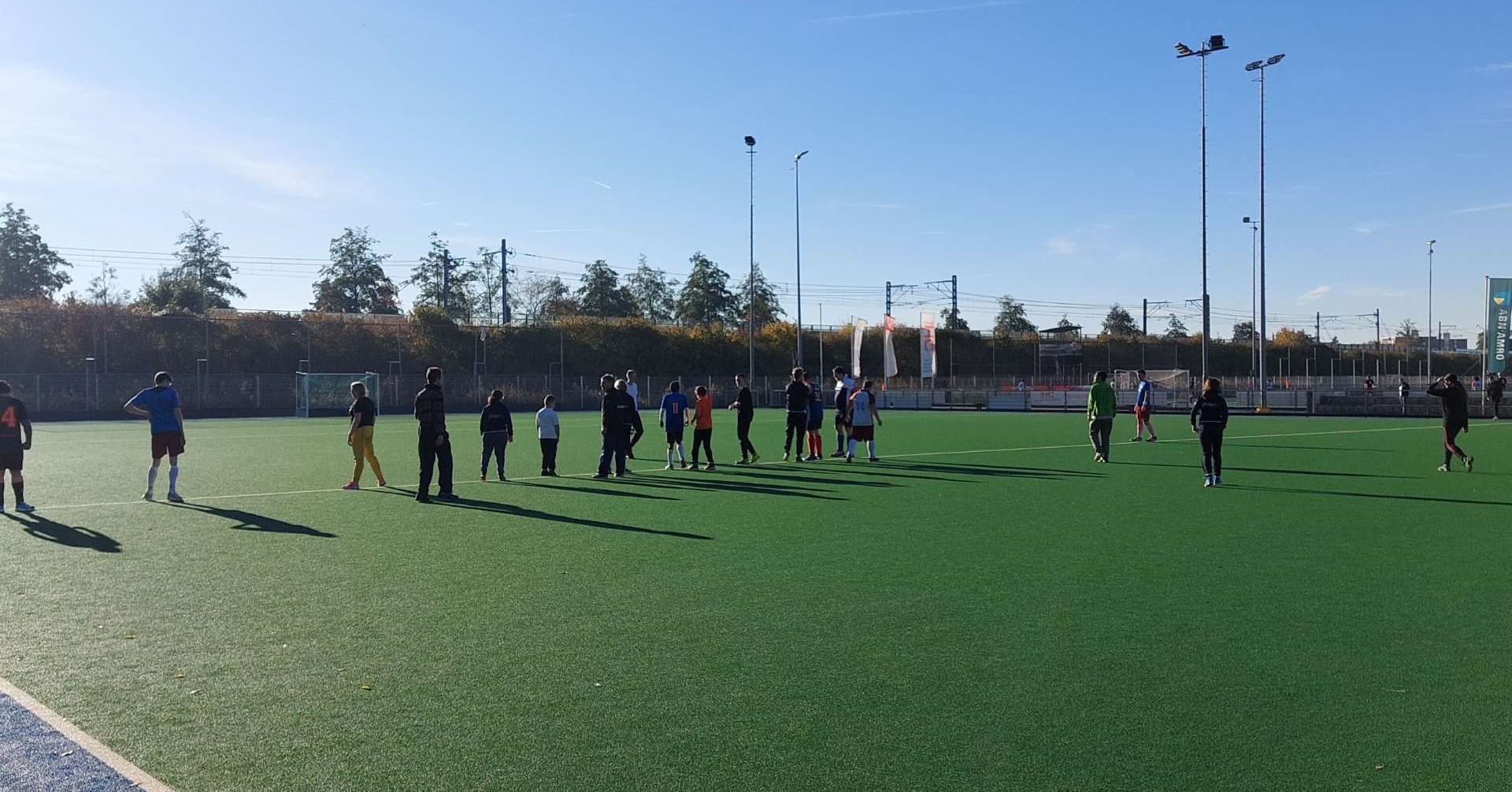Gezamenlijke hockeytraining MHC Weesp en Almeerse Hockey Club afbeelding nieuwsbericht Gezamenlijke hockeytraining MHC Weesp en Almeerse Hockey Club afbeelding nieuwsbericht