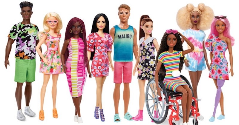 Nieuwe barbies met rolstoel en gehoorapparaat afbeelding nieuwsbericht