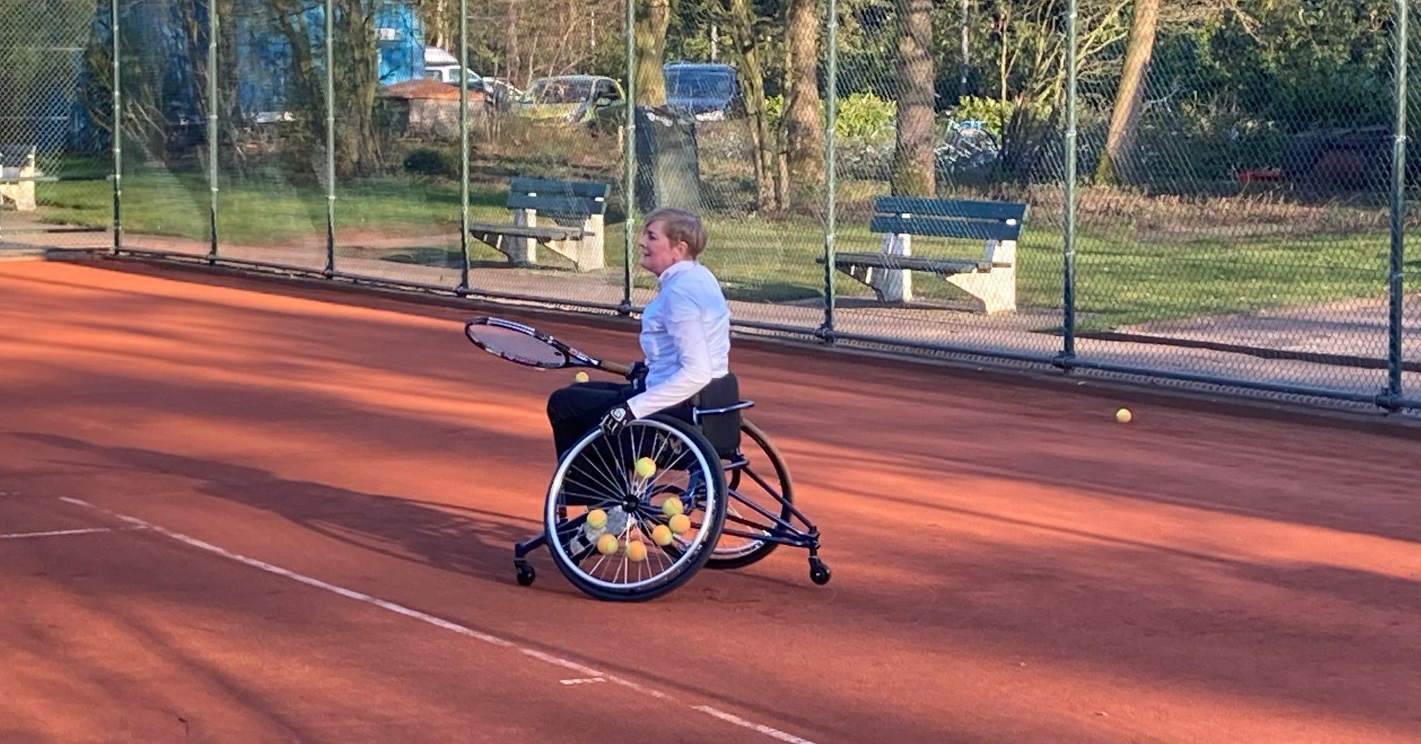 Rolstoeltennis bij TV Puttershoek! afbeelding nieuwsbericht Rolstoeltennis bij TV Puttershoek! afbeelding nieuwsbericht