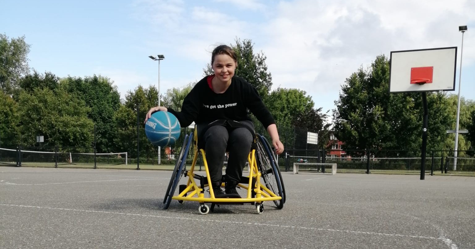 “Ik ben weer mezelf door rolstoelbasketbal” afbeelding nieuwsbericht “Ik ben weer mezelf door rolstoelbasketbal” afbeelding nieuwsbericht