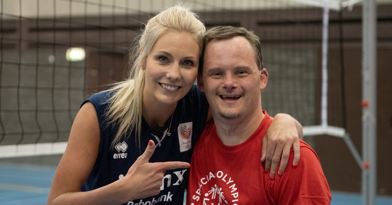Harm daagde volleybalster Laura Dijkema uit  afbeelding nieuwsbericht