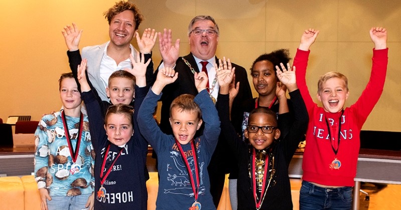 Kinderlintje voor rolstoeltennisser Jernilius Martina! afbeelding nieuwsbericht Kinderlintje voor rolstoeltennisser Jernilius Martina! afbeelding nieuwsbericht