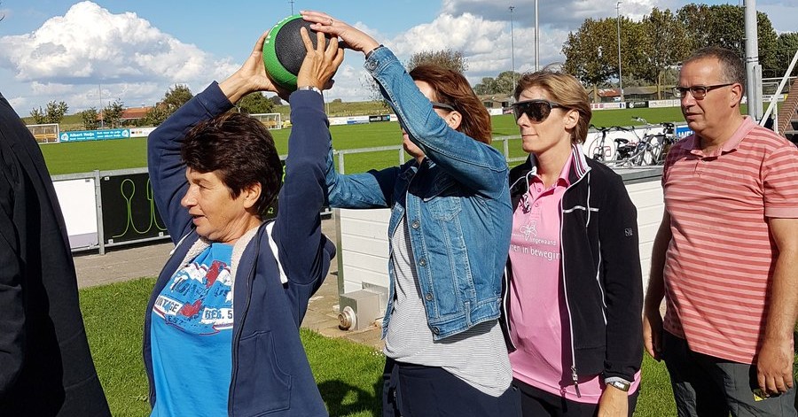 Aangepast sporten ervaren bij politieke sportmiddag Lingewaard! afbeelding nieuwsbericht Aangepast sporten ervaren bij politieke sportmiddag Lingewaard! afbeelding nieuwsbericht