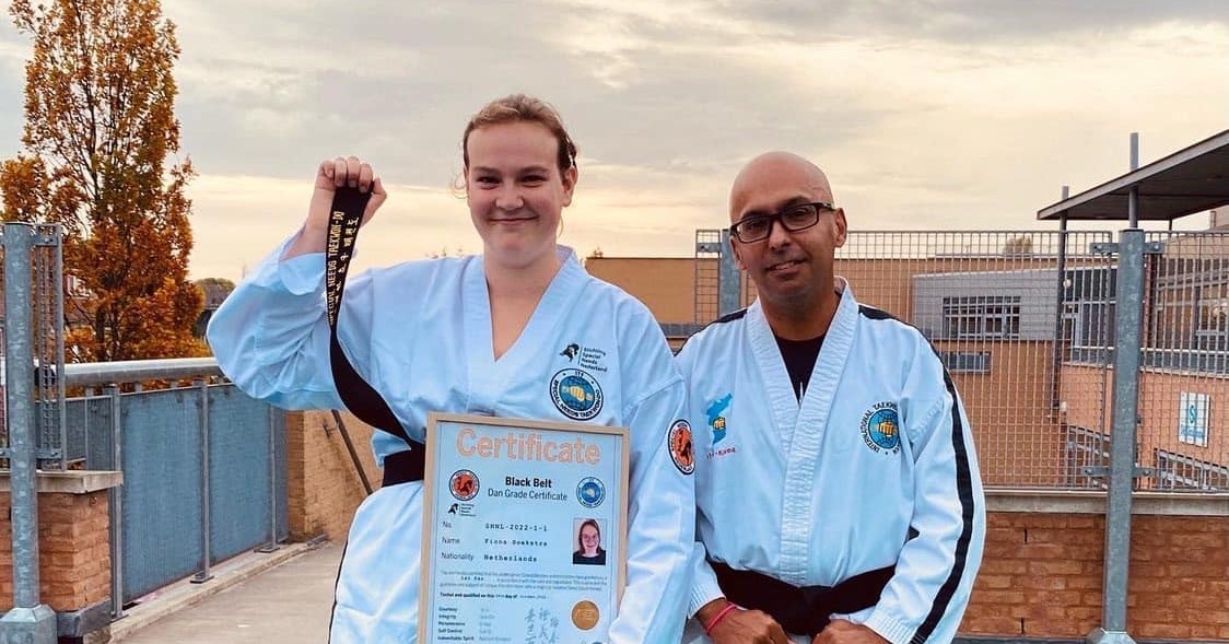 Fiona heeft de zwarte band in taekwondo! afbeelding nieuwsbericht Fiona heeft de zwarte band in taekwondo! afbeelding nieuwsbericht