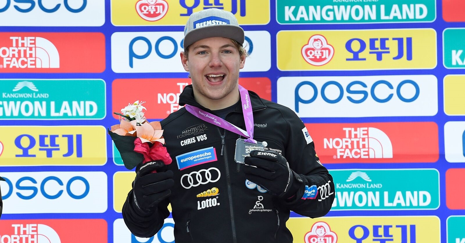 Hij loopt mank maar als hij snowboard, snowboard Chris iedereen voorbij afbeelding nieuwsbericht Hij loopt mank maar als hij snowboard, snowboard Chris iedereen voorbij afbeelding nieuwsbericht