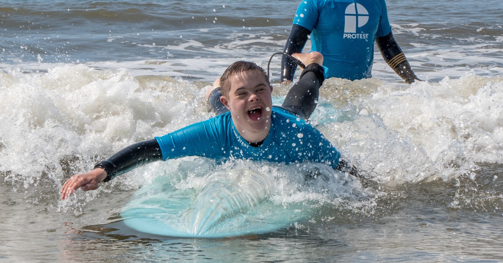 Surfen is stoer en leuk, doe mee met het Surf Project! afbeelding nieuwsbericht Surfen is stoer en leuk, doe mee met het Surf Project! afbeelding nieuwsbericht