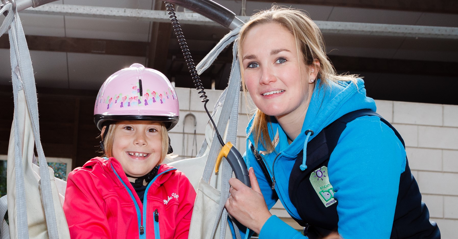 Nieuwe tillift voor gehandicapte ruiters bij Stichting Bio afbeelding nieuwsbericht Nieuwe tillift voor gehandicapte ruiters bij Stichting Bio afbeelding nieuwsbericht