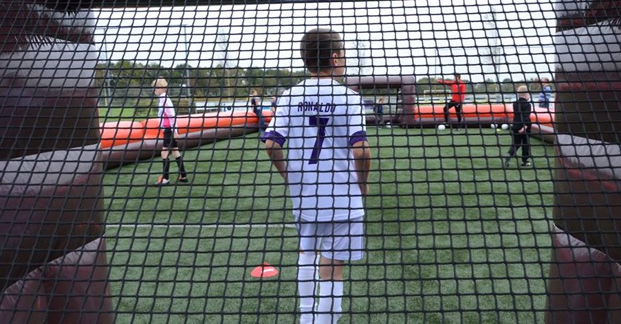 Voetballen op je eigen tempo bij Autiteam Leek afbeelding nieuwsbericht Voetballen op je eigen tempo bij Autiteam Leek afbeelding nieuwsbericht