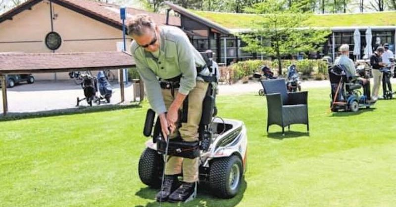Jan met MS kan dankzij paragolfer weer golfen afbeelding nieuwsbericht Jan met MS kan dankzij paragolfer weer golfen afbeelding nieuwsbericht