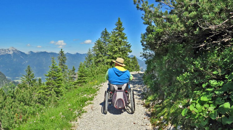 Een rolstoelpad op grote hoogte in Oostenrijk afbeelding nieuwsbericht