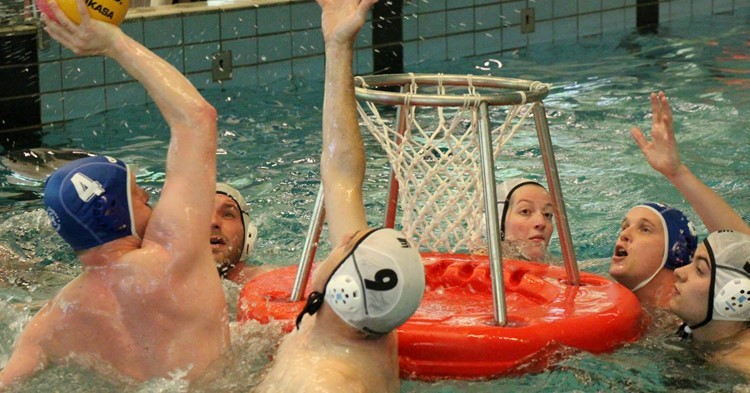 Bij waterbasketbal heeft iedereen een plek afbeelding nieuwsbericht Bij waterbasketbal heeft iedereen een plek afbeelding nieuwsbericht