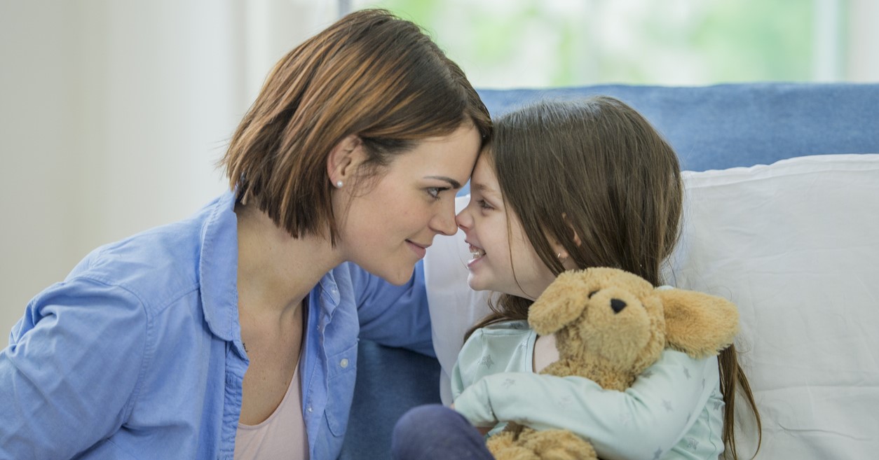 Weet je niet wat je moet zeggen tegen (een ouder van) een kind met een beperking? Deze moeder geeft een paar tips. afbeelding nieuwsbericht Weet je niet wat je moet zeggen tegen (een ouder van) een kind met een beperking? Deze moeder geeft een paar tips. afbeelding nieuwsbericht