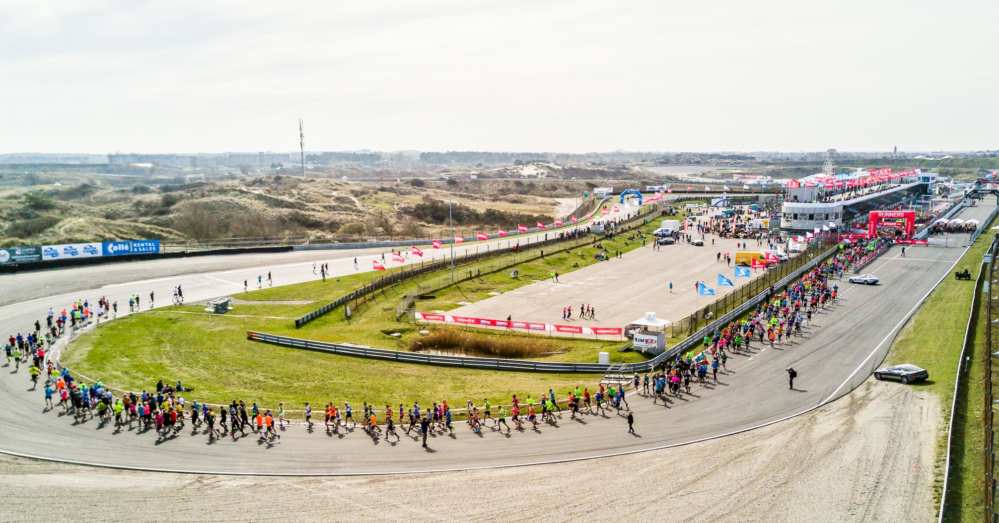 Race mee over het circuit van Zandvoort! afbeelding nieuwsbericht Race mee over het circuit van Zandvoort! afbeelding nieuwsbericht