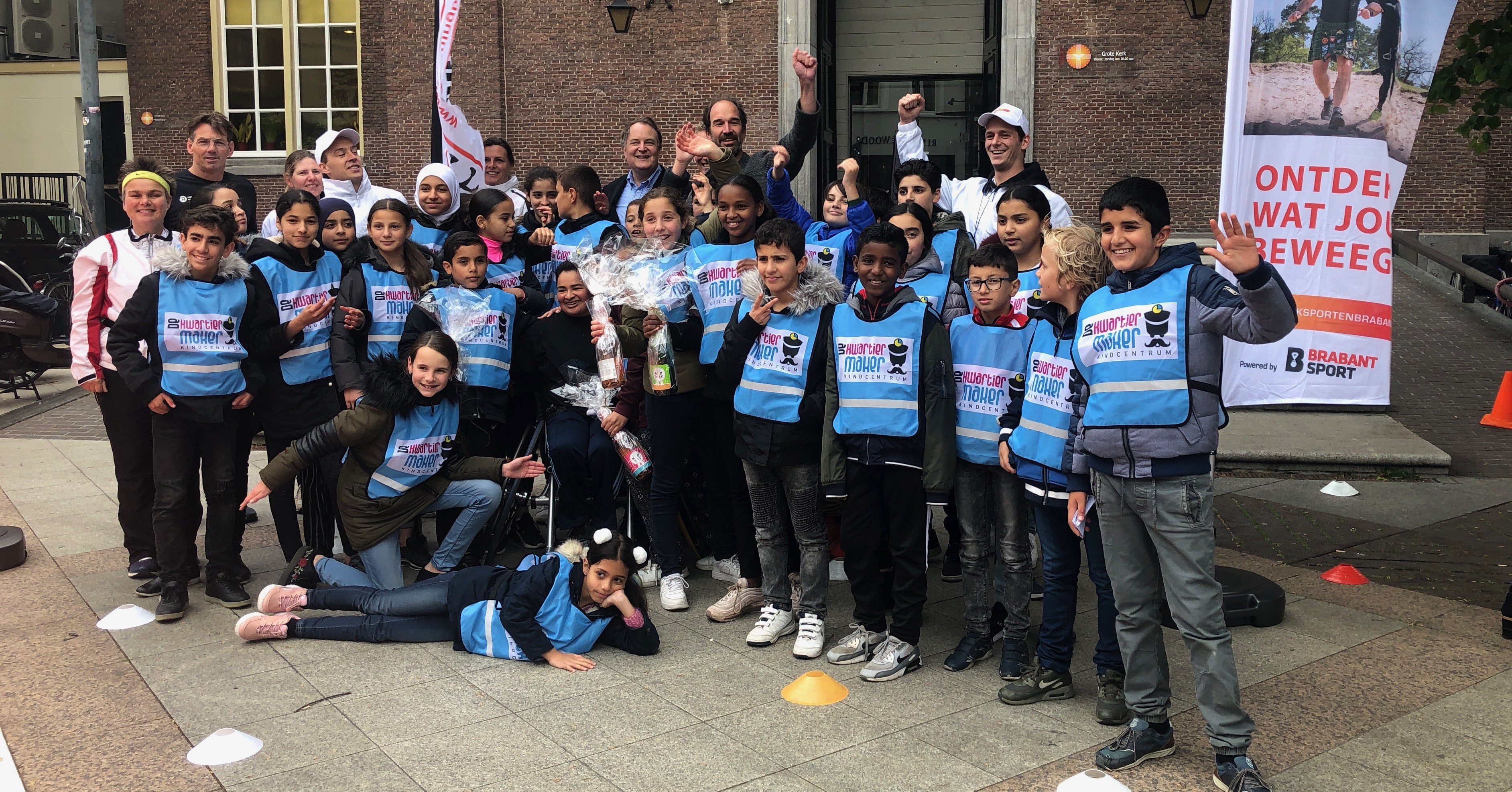 Opening tijdelijke atletiekbaan in centrum Den Bosch door Uniek Sporten Brabant afbeelding nieuwsbericht Opening tijdelijke atletiekbaan in centrum Den Bosch door Uniek Sporten Brabant afbeelding nieuwsbericht