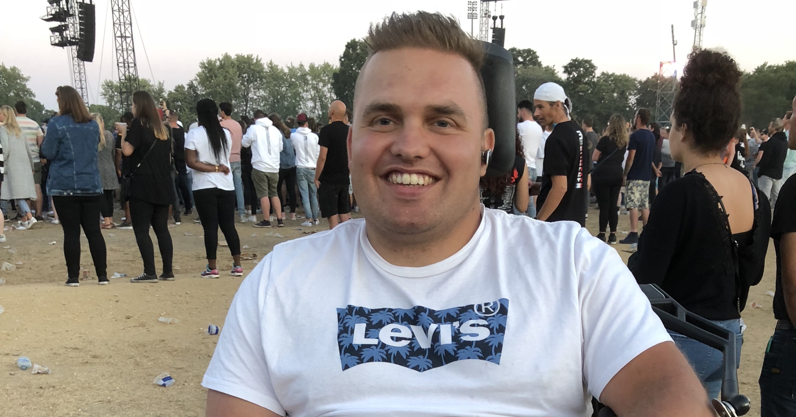 Dit is waarom Stephan (29, spierziekte) zich nooit te moe voelt om te hockeyen afbeelding nieuwsbericht Dit is waarom Stephan (29, spierziekte) zich nooit te moe voelt om te hockeyen afbeelding nieuwsbericht
