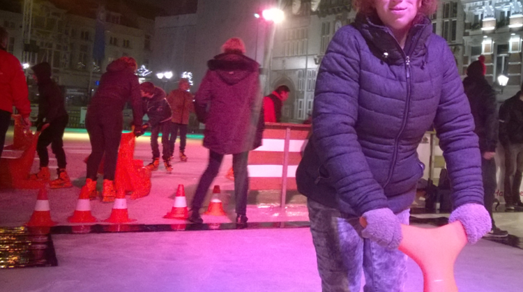 Schaatsen en curlen op de Grote Markt afbeelding nieuwsbericht Schaatsen en curlen op de Grote Markt afbeelding nieuwsbericht