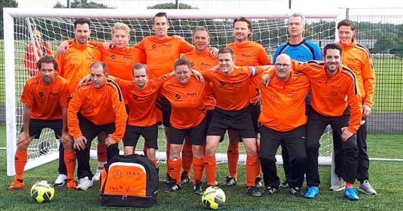 Het Nederlands Transplantatie voetbalteam heeft zilver gewonnen op de World Transplant Games in Newcastle afbeelding nieuwsbericht