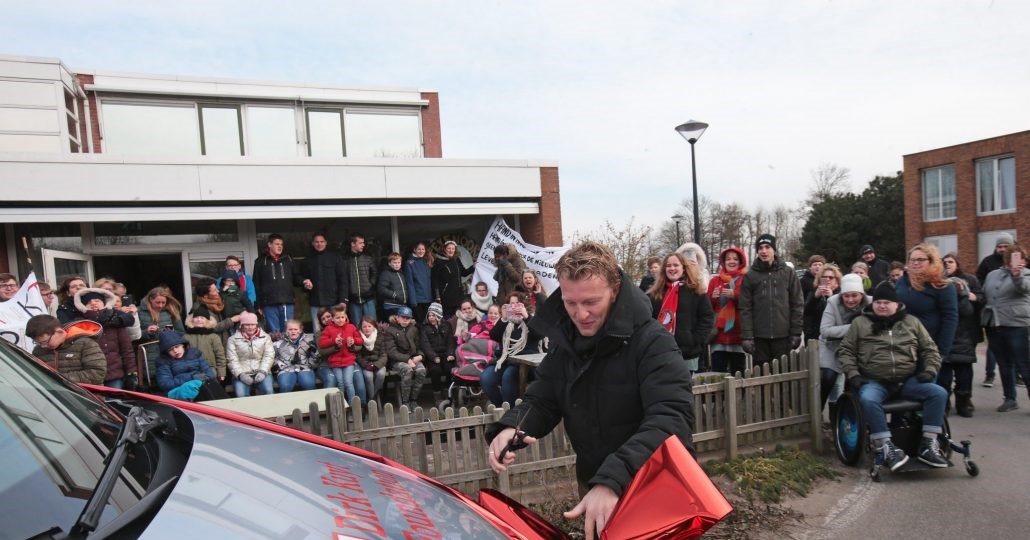 De Dirk Kuyt Foundation lanceert pilot ‘Vervoer’ voor mensen met een beperking afbeelding nieuwsbericht De Dirk Kuyt Foundation lanceert pilot ‘Vervoer’ voor mensen met een beperking afbeelding nieuwsbericht