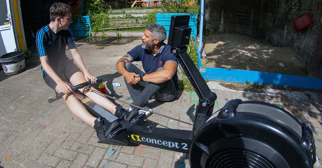 Hoi, ik ben Twan, 19 jaar en wil jullie graag iets vertellen over Rowing Without Limits. afbeelding nieuwsbericht Hoi, ik ben Twan, 19 jaar en wil jullie graag iets vertellen over Rowing Without Limits. afbeelding nieuwsbericht