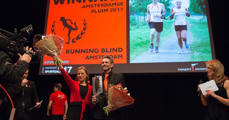 Running Blind Amsterdam wint de Amsterdamse Pluim 2017 afbeelding nieuwsbericht