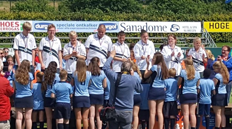 Goud voor G-hockeyers MHC Bemmel 800 afbeelding nieuwsbericht Goud voor G-hockeyers MHC Bemmel 800 afbeelding nieuwsbericht