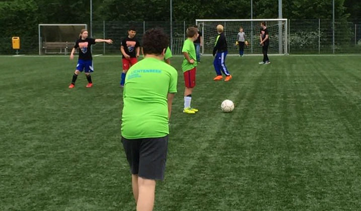 Voetbaltoernooi (Voortgezet) Speciaal Onderwijs groot succes! afbeelding nieuwsbericht Voetbaltoernooi (Voortgezet) Speciaal Onderwijs groot succes! afbeelding nieuwsbericht