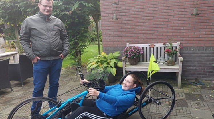 Christian en Eva fietsen samen voor de gezelligheid en onafhankelijkheid afbeelding nieuwsbericht
