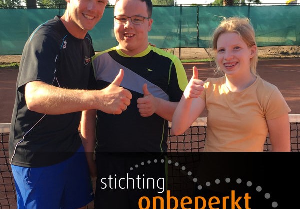 Leerlingen brede zorgschool De Cambier in Tiel maken kennis met tennis afbeelding nieuwsbericht Leerlingen brede zorgschool De Cambier in Tiel maken kennis met tennis afbeelding nieuwsbericht